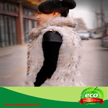 Factory wholesale Warm White Female Raccoon Skin Coat