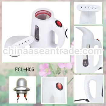 Lovely Handheld Mini Garment Steamer