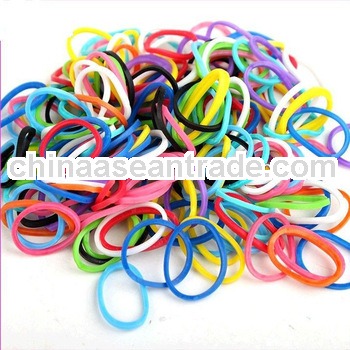 Rainbow Loom Rubber Band Refills Twistz Bandz total 1800 bands+ 72 C-Clips