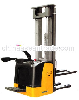 Voittolift 1500kg lift manual pallet stacker