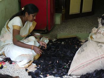 WHOLE SALE NATURAL COLOR CHEAP RAW UNPROCESSED INDIAN HUMAN HAIR RAW MATERIAL