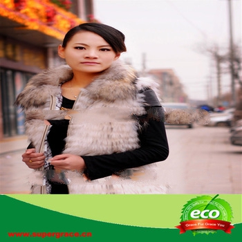 Winter Warm White Female Raccoon Skin Coat with fur collar
