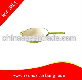cast iron hot pot