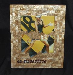 shell photo frame