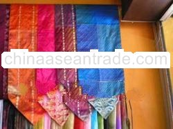 Diva Table Runner