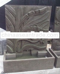 BANANA LEAF GARDEN WATER FEATURE