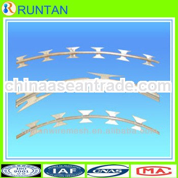 runtan Razor barbed fence