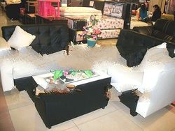 US$ 200 / Set (5 Pcs )