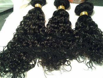 wholesale factory cheap price no shedding/ tangle free best hair quality #1b virgin malaysian curly 