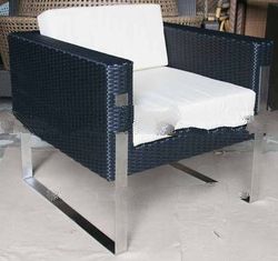 Blossom lounge chair